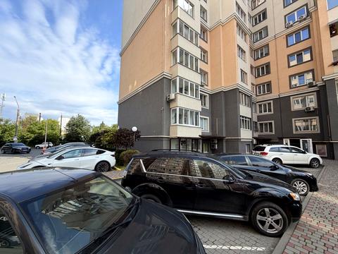 комерційна за адресою Івана Рубчака вул., 21