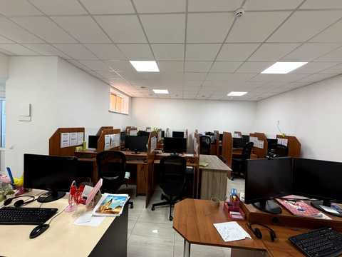 комерційна за адресою Івана Рубчака вул., 21