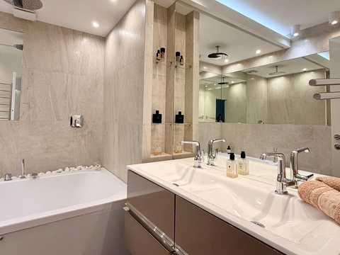 квартира за адресою Голосіївський просп. (40-річчя Жовтня), 60