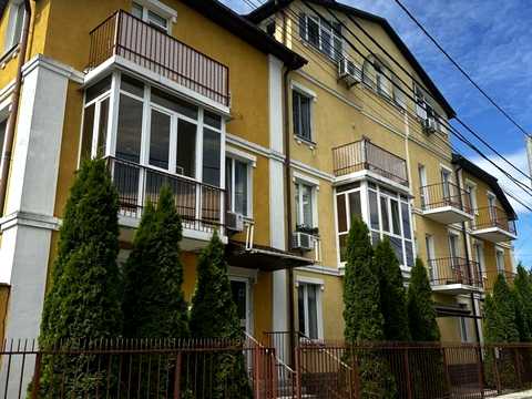 квартира за адресою Левадний пров., (Будинок)