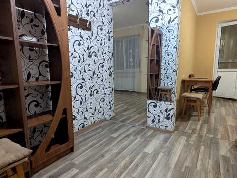 квартира за адресою Літературна вул. (Чехова), 6-В
