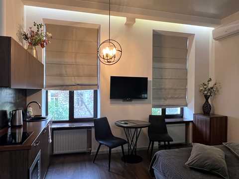 квартира за адресою Софіївська вул., 18