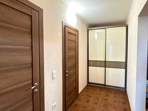 квартира по адресу Ревуцкого ул., 54