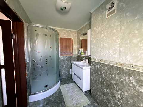 будинок за адресою Урожайна, 32
