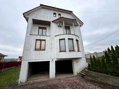 будинок за адресою с. Годилів, коровійська, 1