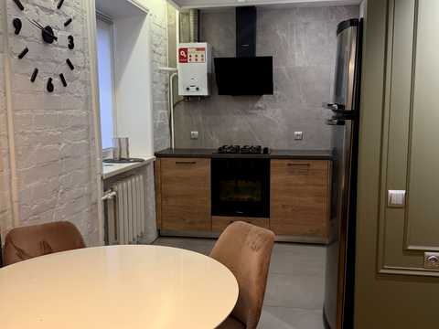 квартира за адресою Перемоги вул., 93