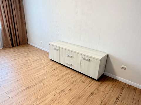 квартира за адресою Бориса Гмирі вул., 12-Б