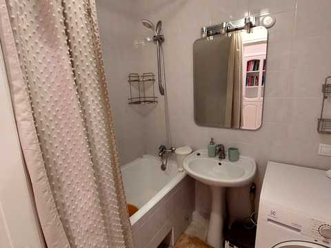 квартира по адресу Семинарская ул., 1