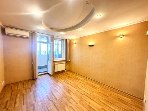 коммерческая по адресу Миколы Бажана просп., 10