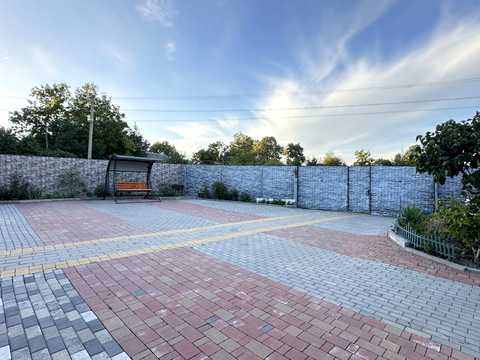 будинок за адресою с. Розсоша, Центральна вул. (Леніна), 18