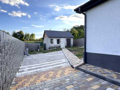 будинок за адресою с. Розсоша, Центральна вул. (Леніна), 18