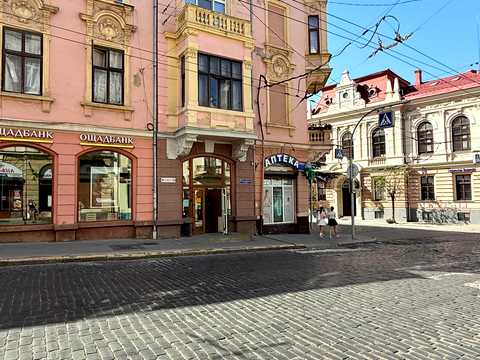 квартира за адресою Адама Міцкевича вул., 1