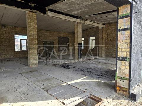коммерческая по адресу Гната Хоткевича ул. (Червоногвардійська), 22