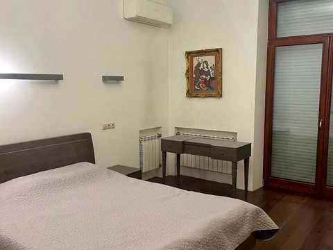квартира за адресою Антоновича вул. (Горького), 25