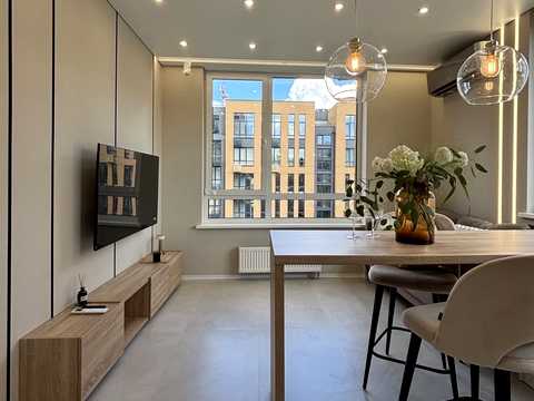 квартира за адресою Салютна вул., 2к19