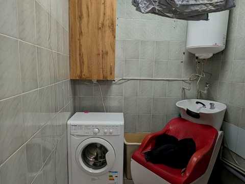 коммерческая по адресу Богдана Хмельницкого просп. (Героев Сталинграда), 123