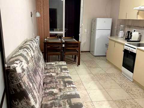 квартира за адресою Воскресенська вул., 18