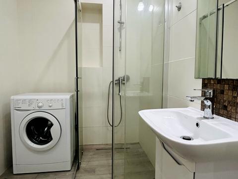 квартира по адресу Академика Амосова ул., 12