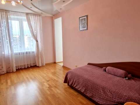 квартира за адресою Злуки просп., 53-А