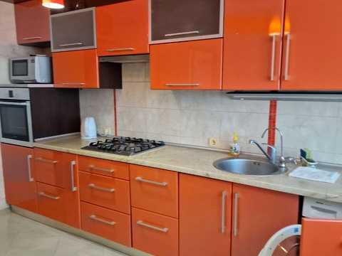 квартира за адресою Злуки просп., 53-А