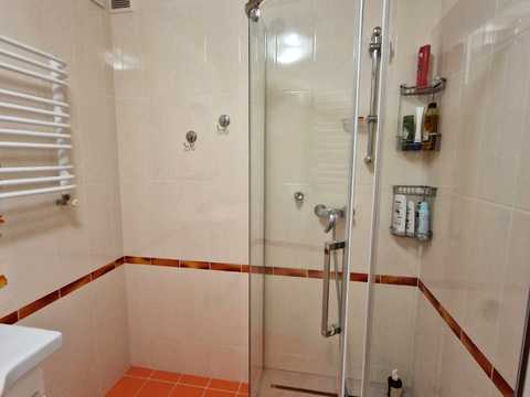 квартира за адресою Злуки просп., 53-А