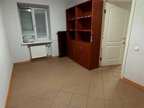комерційна за адресою Харків, 23 Серпня вул., 42