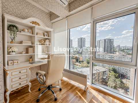 квартира за адресою Буслівська вул., 12