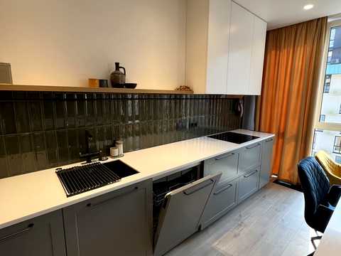 квартира за адресою Салютна вул., 2к1