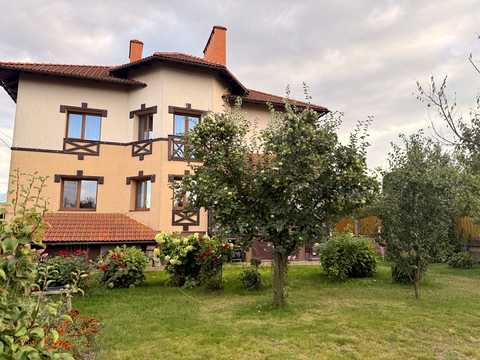 будинок за адресою с. Байківці, Богдана Хмельницького вул, 15