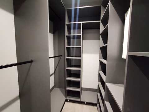 квартира по адресу Елены Телиги ул., 25