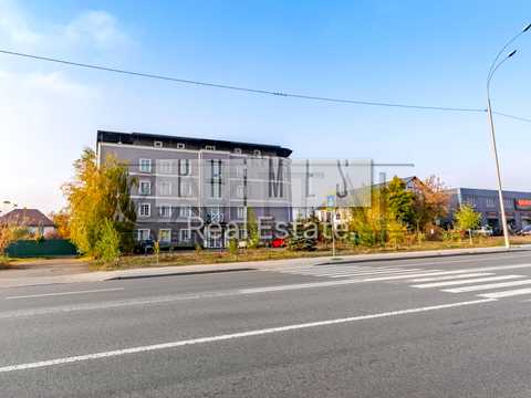 комерційна за адресою Газопровідна вул., 4