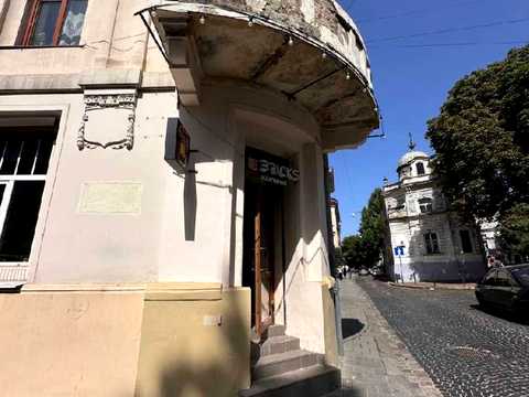 коммерческая по адресу Пекарская ул., 17