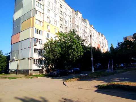 квартира за адресою Металургів вул., 35