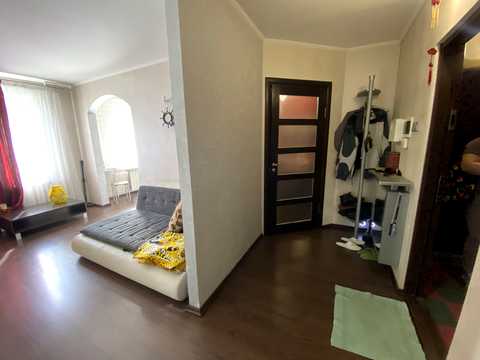 квартира за адресою Прирічна вул., 5