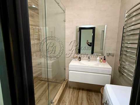 квартира за адресою Академіка Глушкова просп., 9-Г