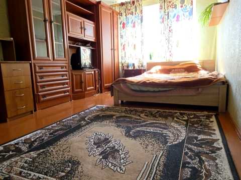 квартира за адресою Андрія Первозванного вул. (Стахурського), 80