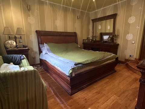 будинок за адресою Дібровна вул.