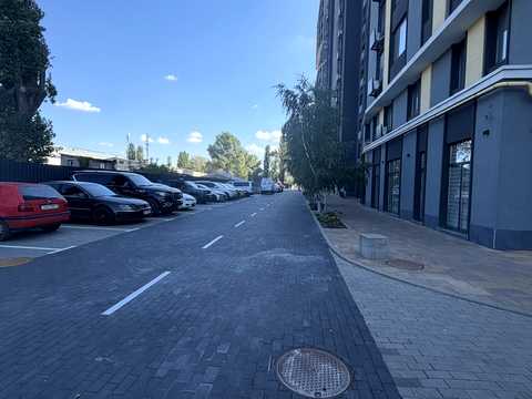 комерційна за адресою Паркова вул., (Будинок 2)