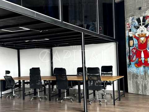 коммерческая по адресу Андрея Верхогляда ул. (Михайла Драгомирова), 9