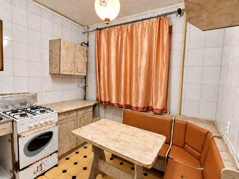 квартира за адресою Роганська вул., 11