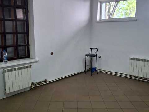 коммерческая по адресу Кременец, Базарная ул., 2