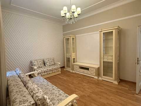 квартира по адресу Братьев Рогатинцев ул., 15