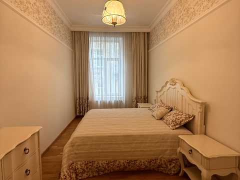 квартира по адресу Братьев Рогатинцев ул., 15
