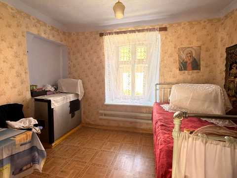 дом по адресу Защитников Украины ул. (Пушкіна)
