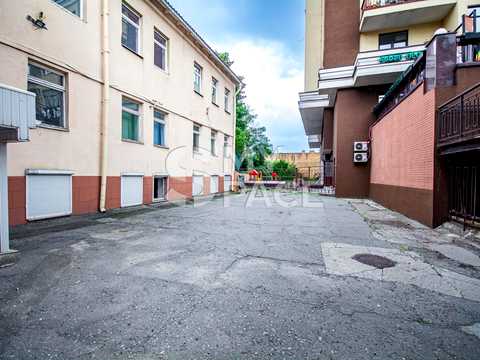 комерційна за адресою Бульварно-Кудрявська вул. (Воровського), 37/14
