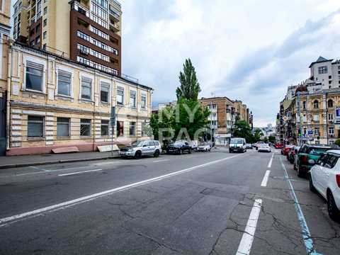 комерційна за адресою Бульварно-Кудрявська вул. (Воровського), 37/14