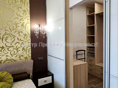 квартира по адресу Науки просп. (Ленина), 45б