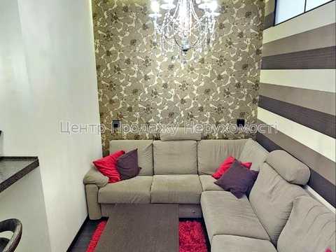 квартира по адресу Науки просп. (Ленина), 45б