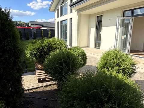 будинок за адресою Лютнева вул.