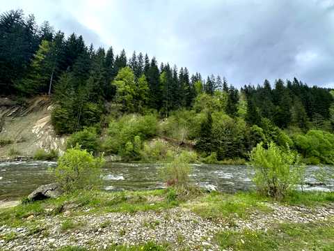 участок по адресу Курортная ул.
